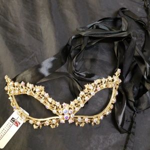 Rhinestone mask